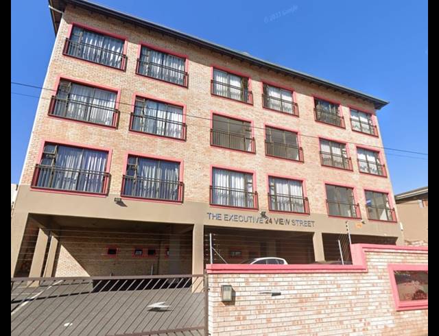 3 BEDROOM APARTMENT TO LET IN OVERPORT